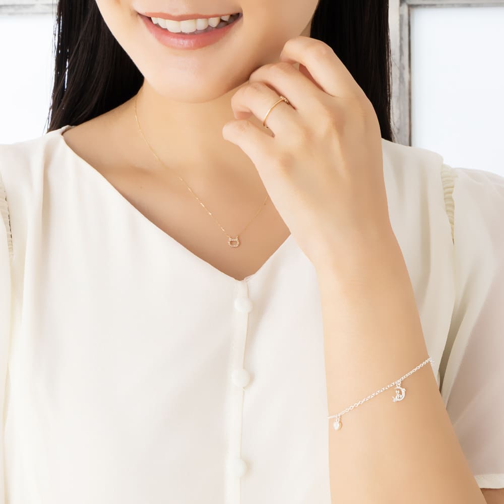 猫 ネックレス anan 雑誌掲載