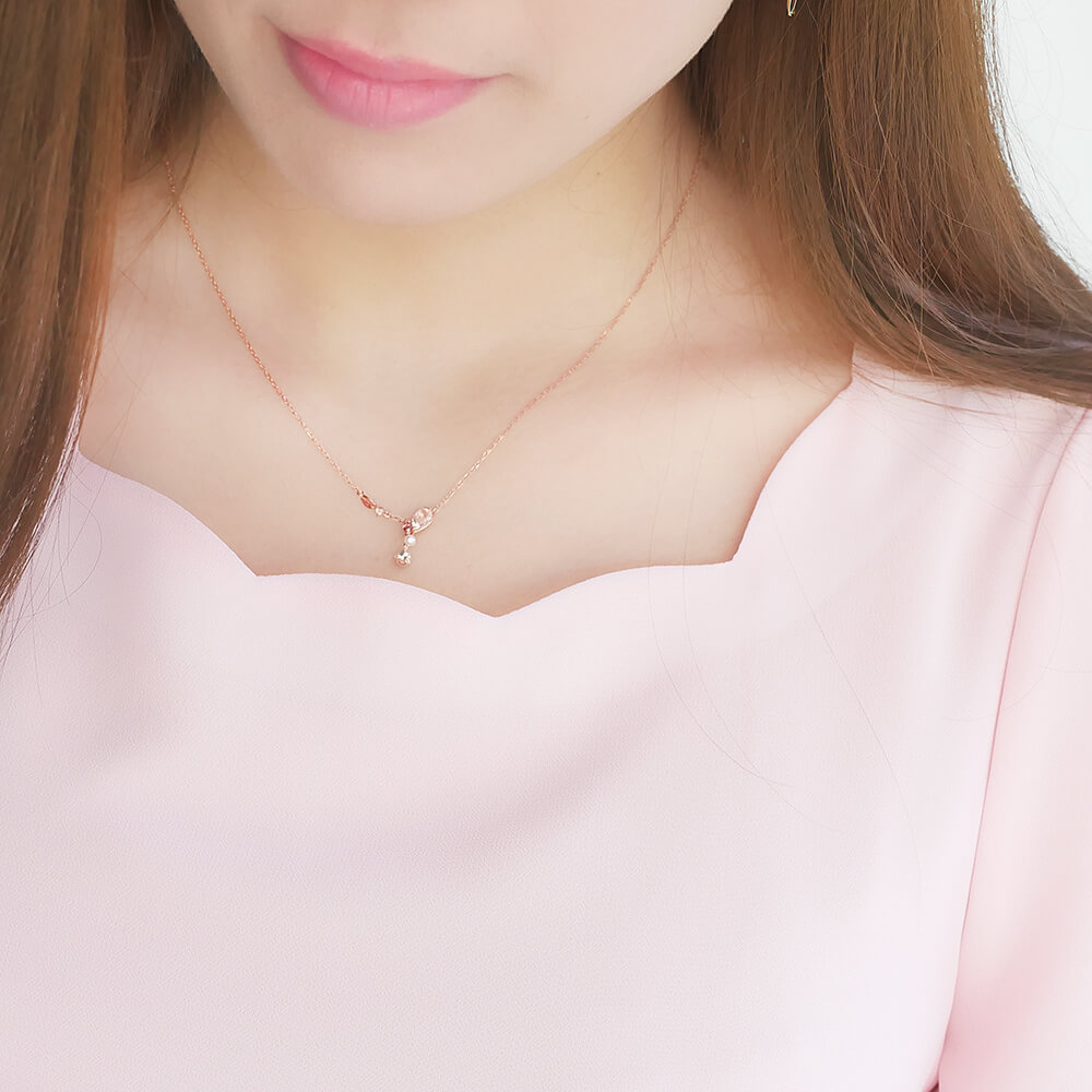 天使の卵 桜の花びらネックレス
