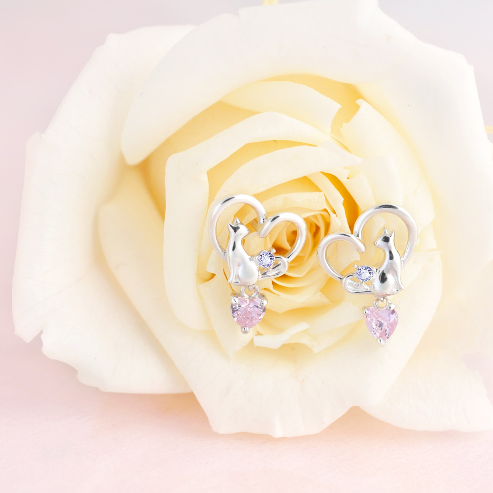 ピアス