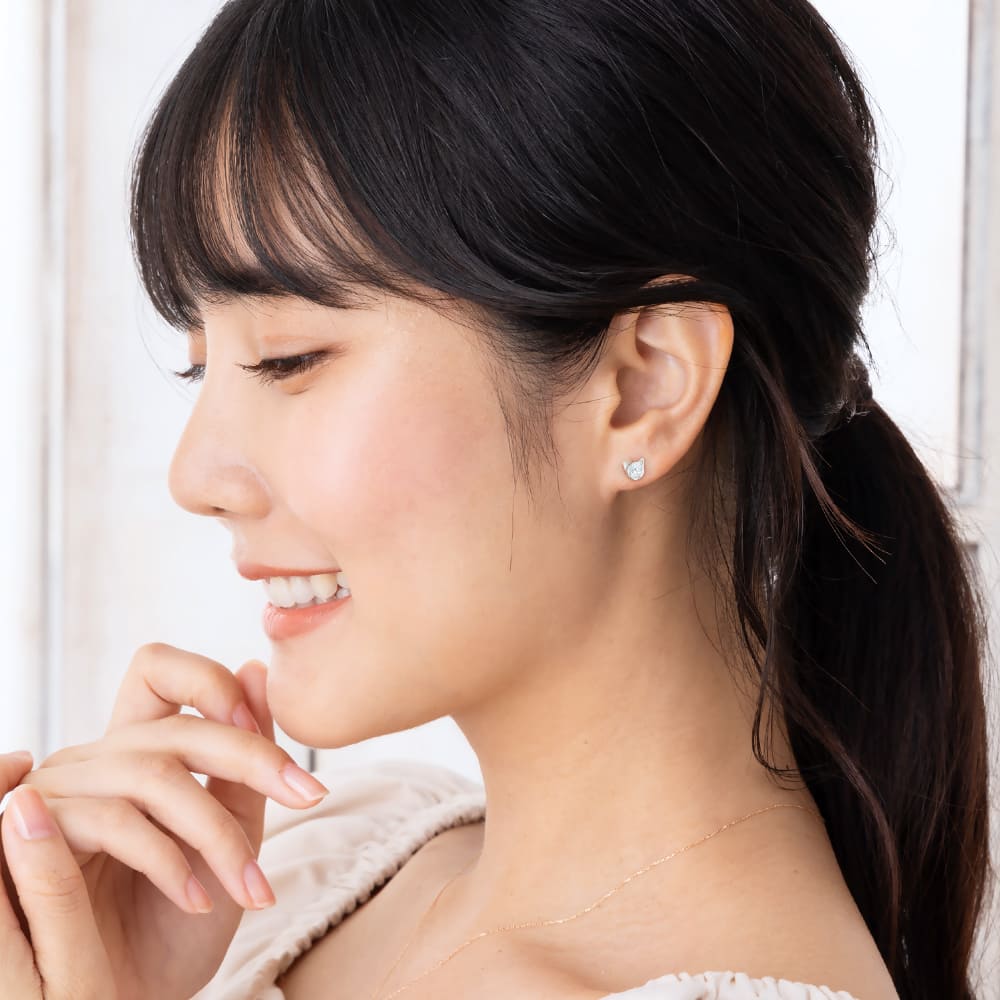 選べる誕生石】ネコ＆にくきゅう アシンメトリーピアス【MIE3131BS】