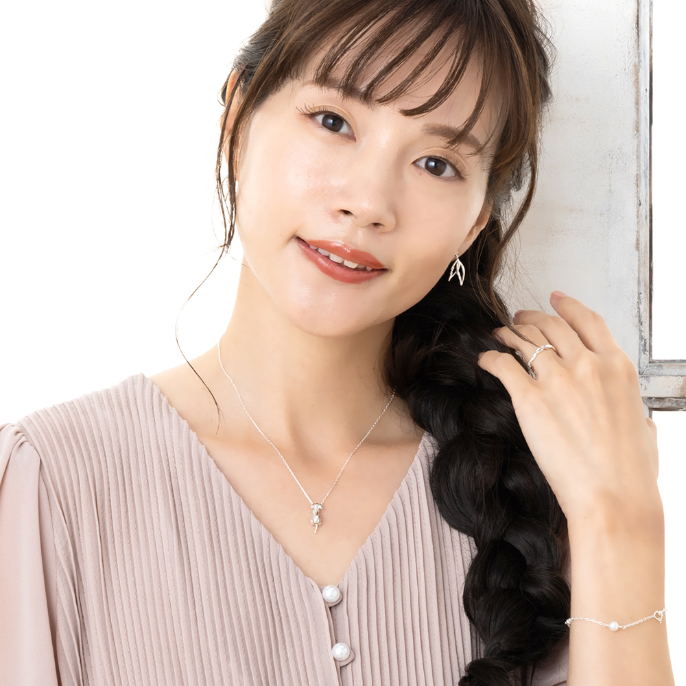 天使の羽ばたき 誕生石シルバーピアス【MIE3106D】