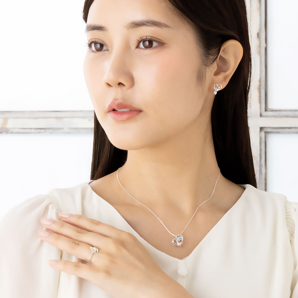 アクア ネックレス