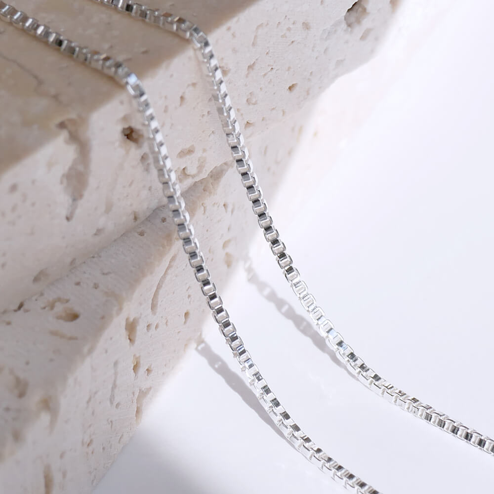 ネックレスチェーン